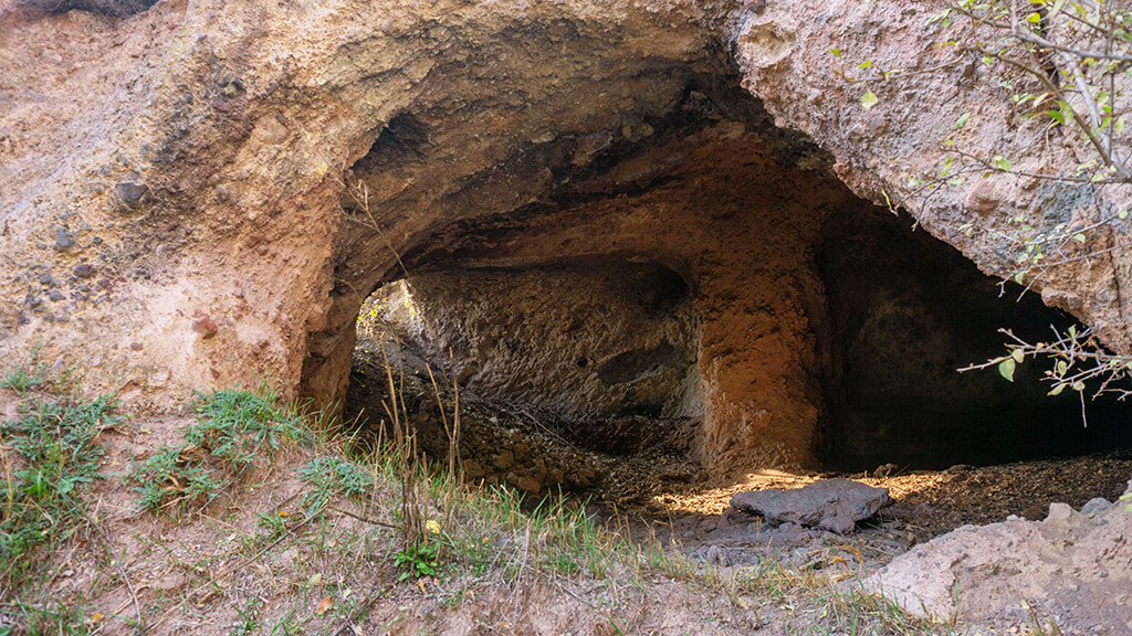 Пещеры города Хндзореск