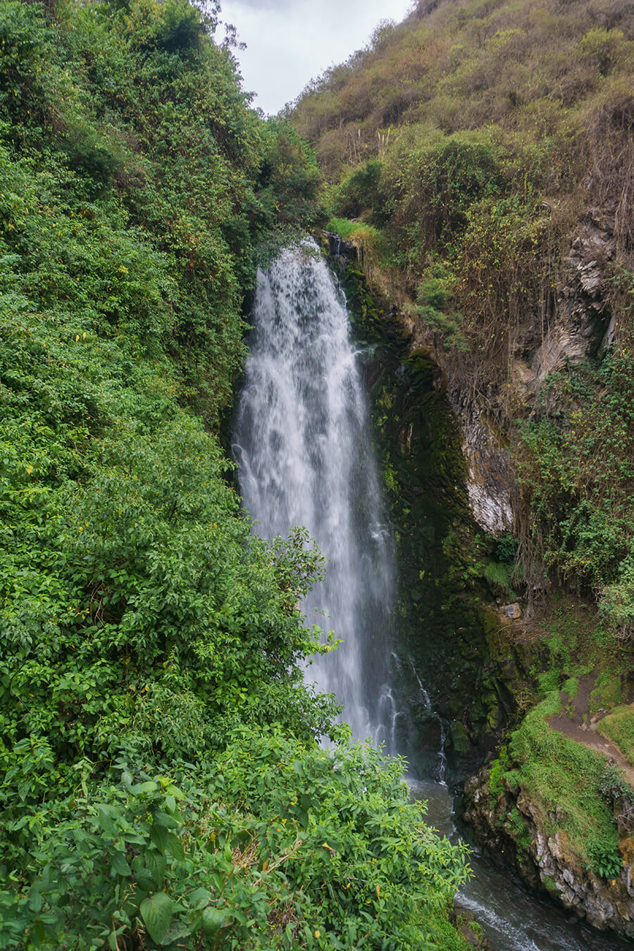 Водопад Пегуче в Отавало